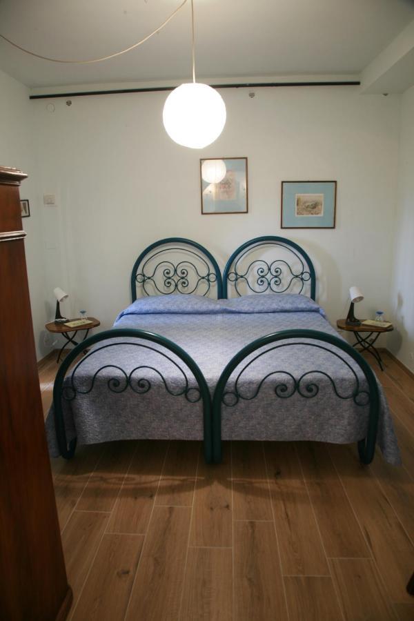 Bed And Breakfast Il Governatore Urbino Exteriör bild