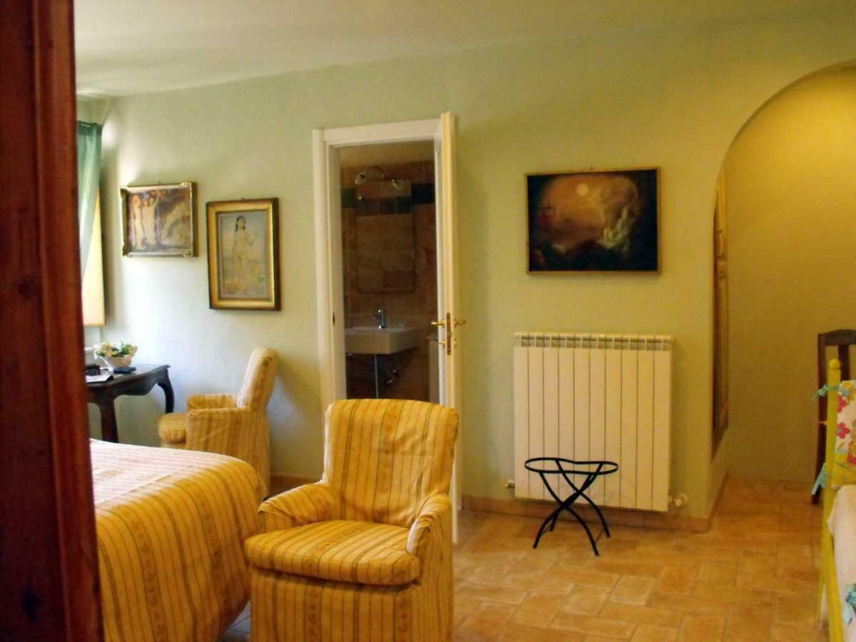 Bed And Breakfast Il Governatore Urbino Exteriör bild