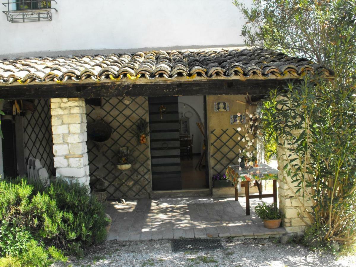 Bed And Breakfast Il Governatore Urbino Exteriör bild